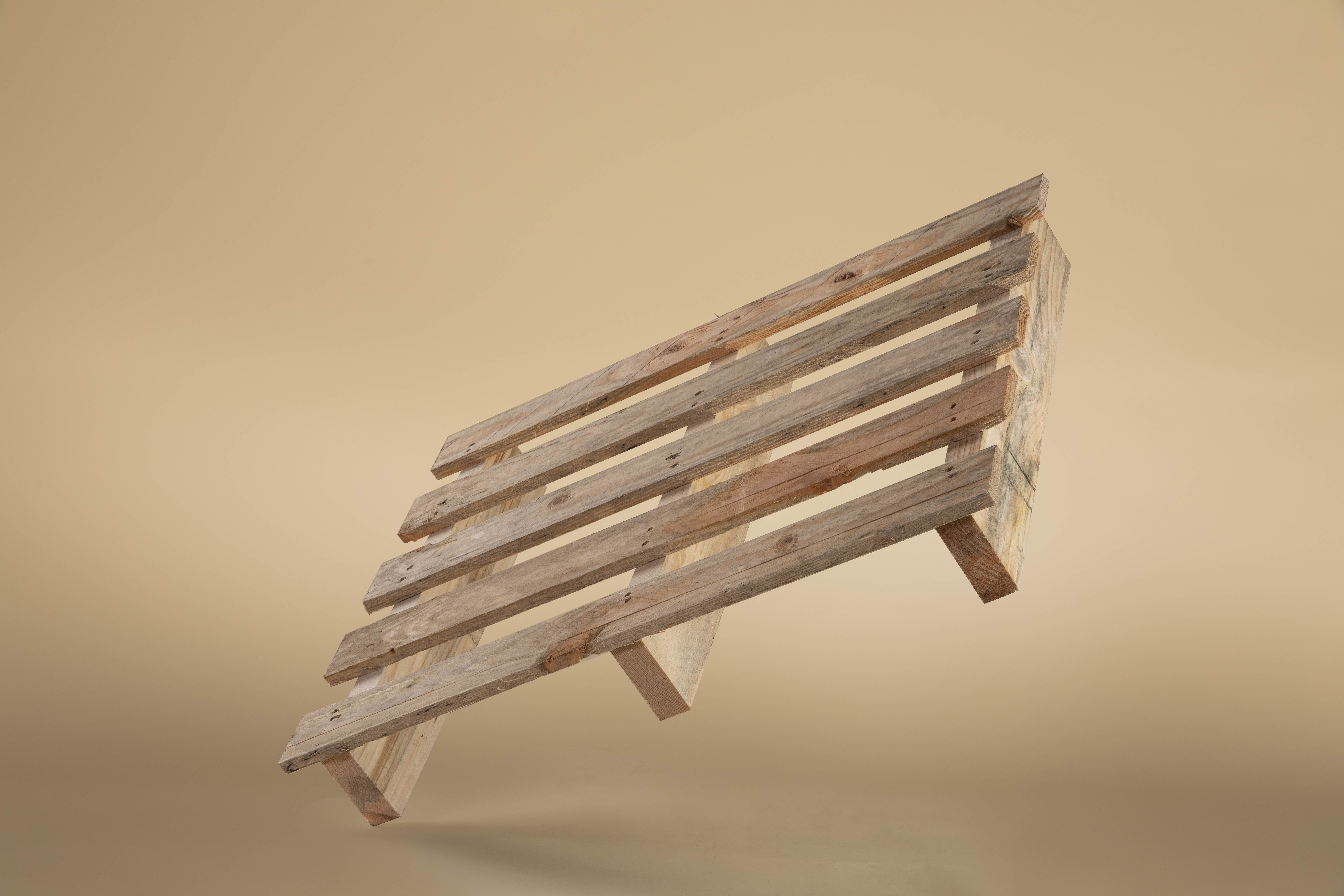 Palette en bois pour flux industriel